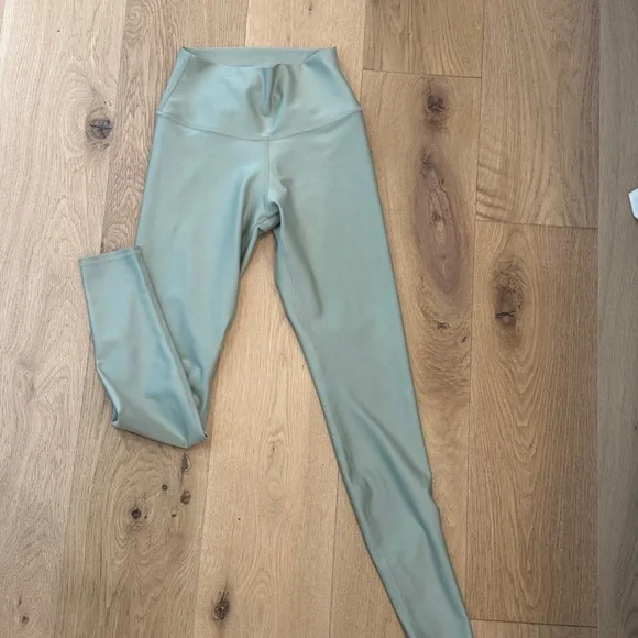 Alo Yoga Airlift High-Waist 7/8 Legging - Cosmic Light Green size small - Picture 7 of 9